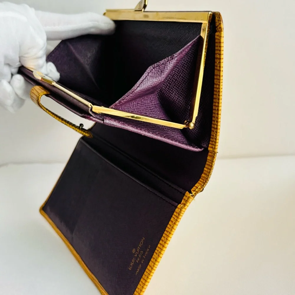 AUTHENTIC Louis Vuitton Epi Leather French Purse Kiss Lock Wallet Yellow MI0368